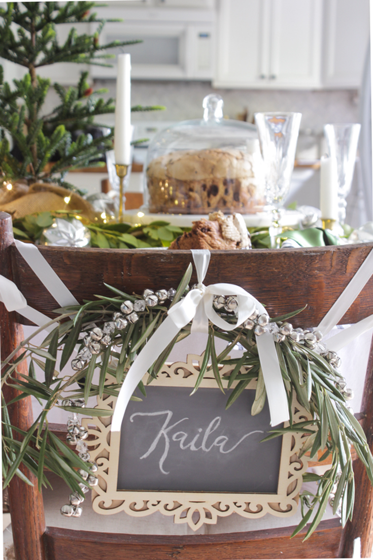 Shades of Blue Christmas Table Decorations. Thanks for sharing.