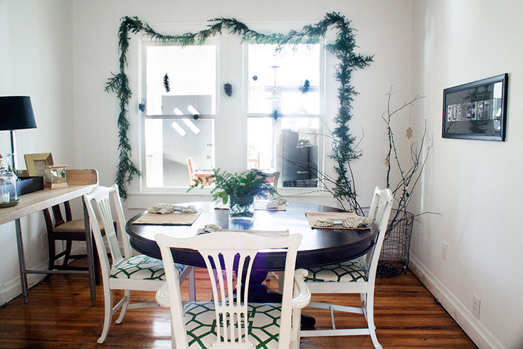 A Christmas House tour, the dining room. Thanks for sharing.