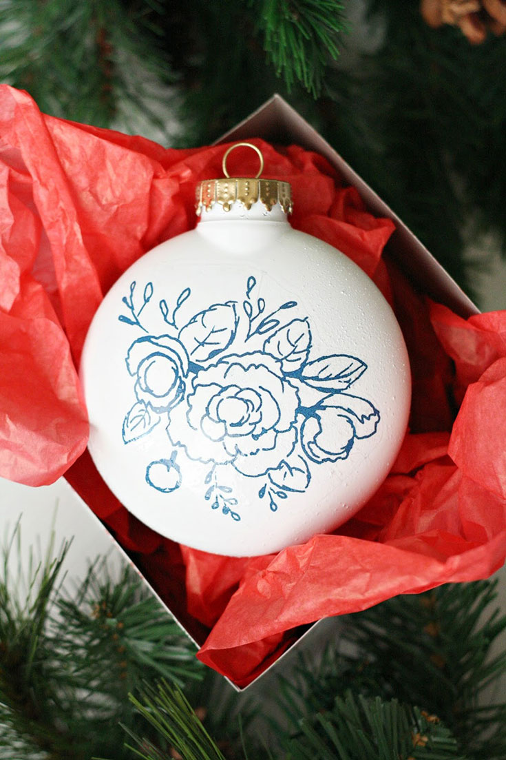 DIY Temporary tattoo Christmas ornament.